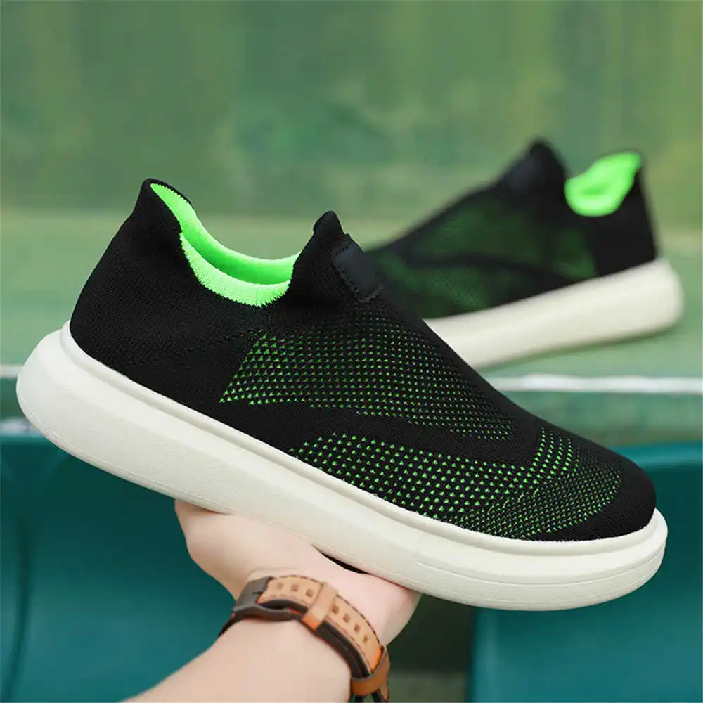 Calze con plateau scarpe marro - Home Office News Uk recensione e prezzo